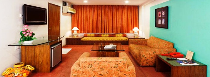 1983/Hotel Pearl - Kolhapur 13.jpg